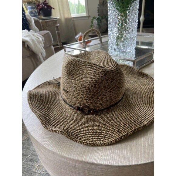 Sun and Sand Hat (with shapable rim) - Picture 1 of 4